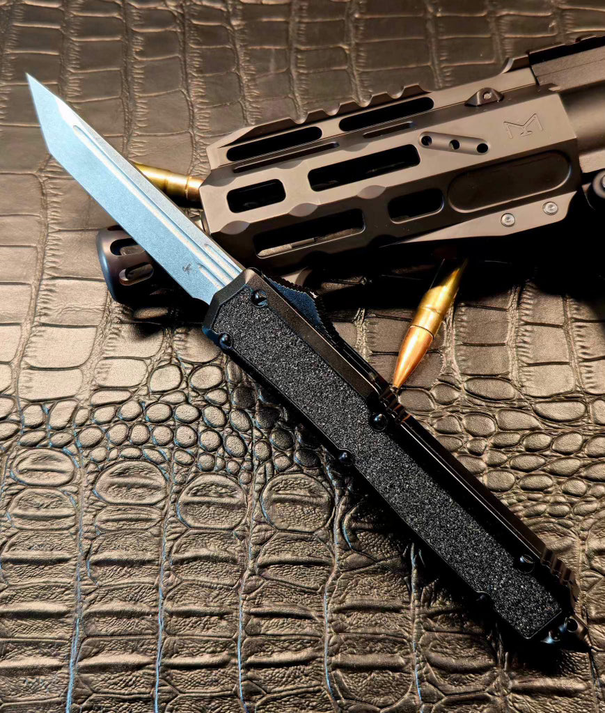 Stingray (OTF Knife)