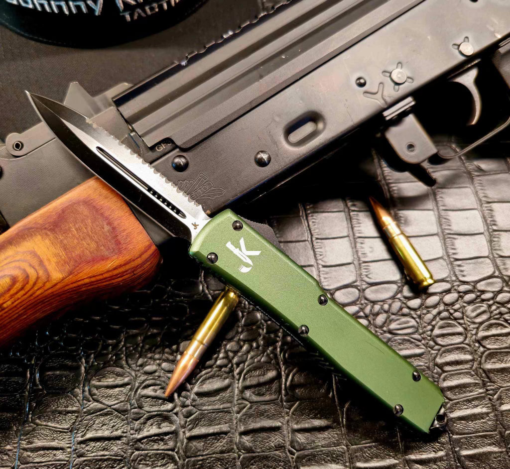 Green Mamba (OTF Knife)