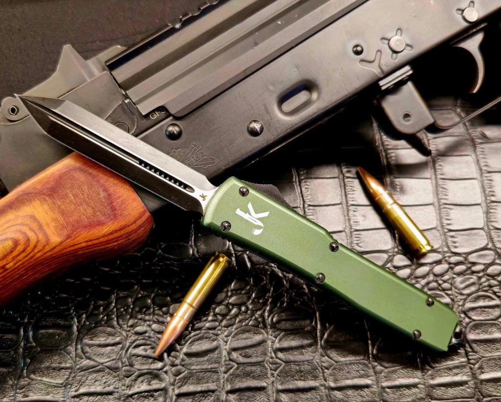 Green Mamba (OTF Knife)