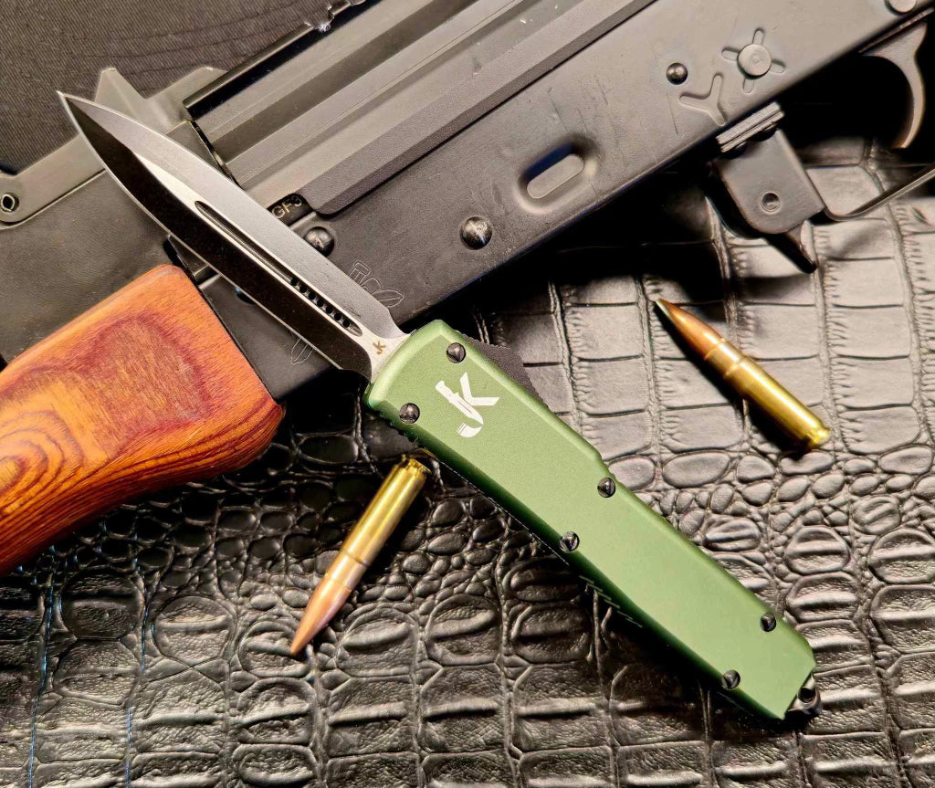 Green Mamba (OTF Knife)