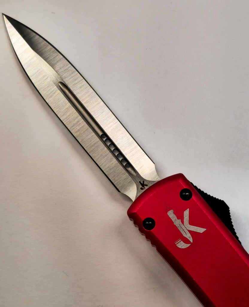 Cubera Snapper (OTF Knife)
