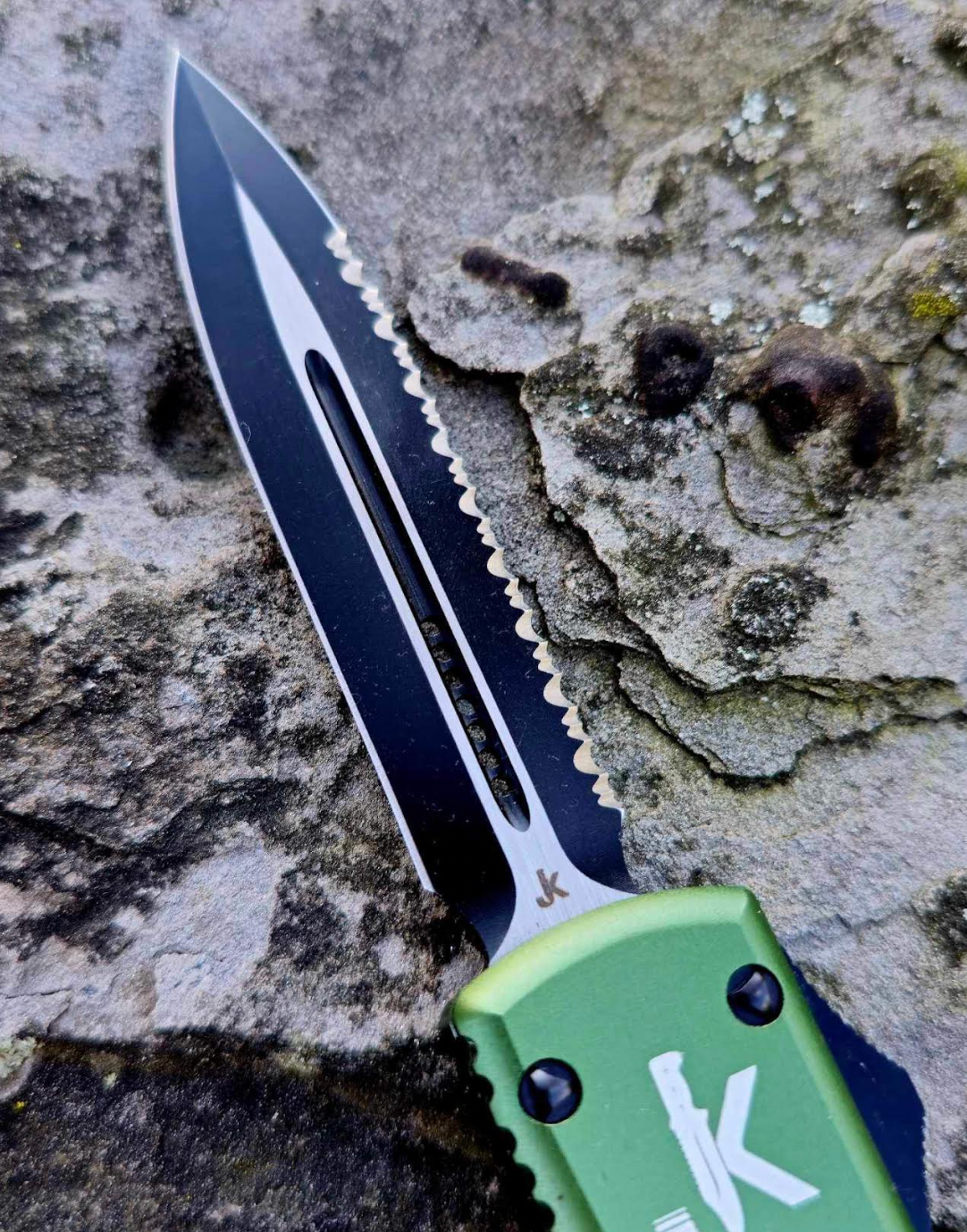 Green Mamba (OTF Knife)