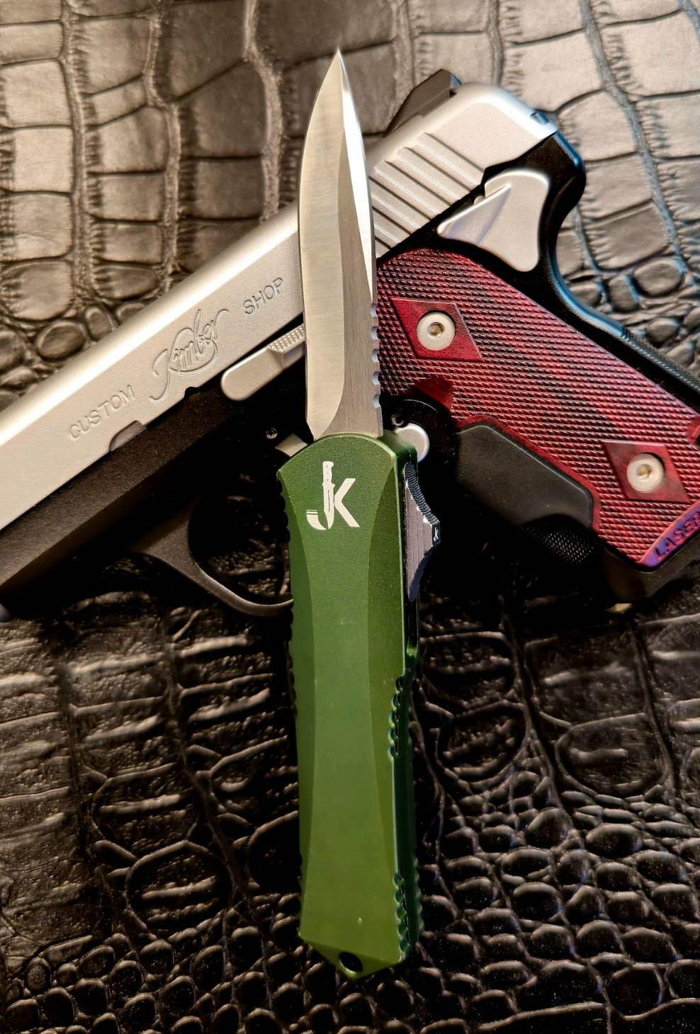 The Mini Hallux (OTF Knife)
