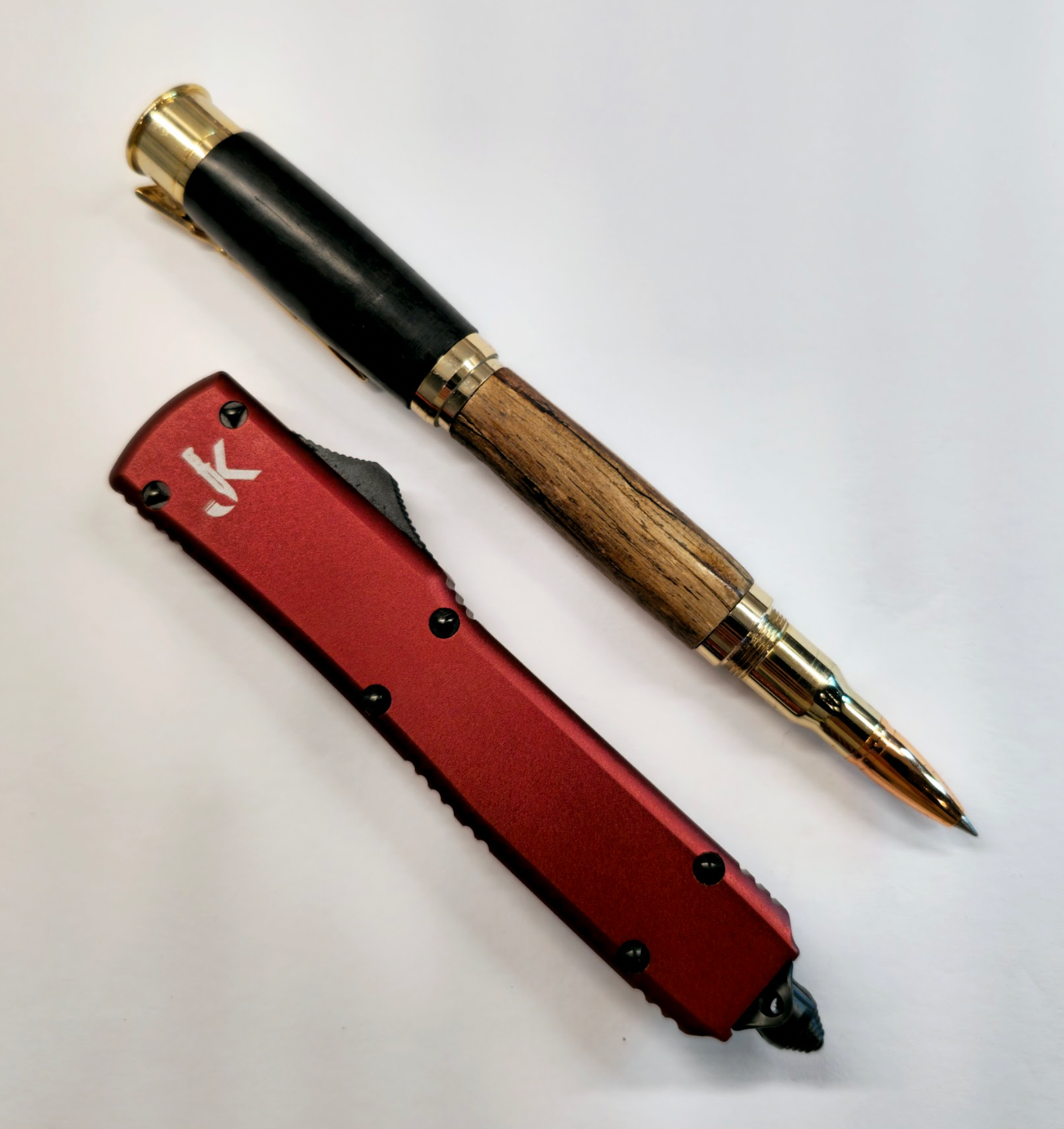 Fire Ant (OTF Knife)