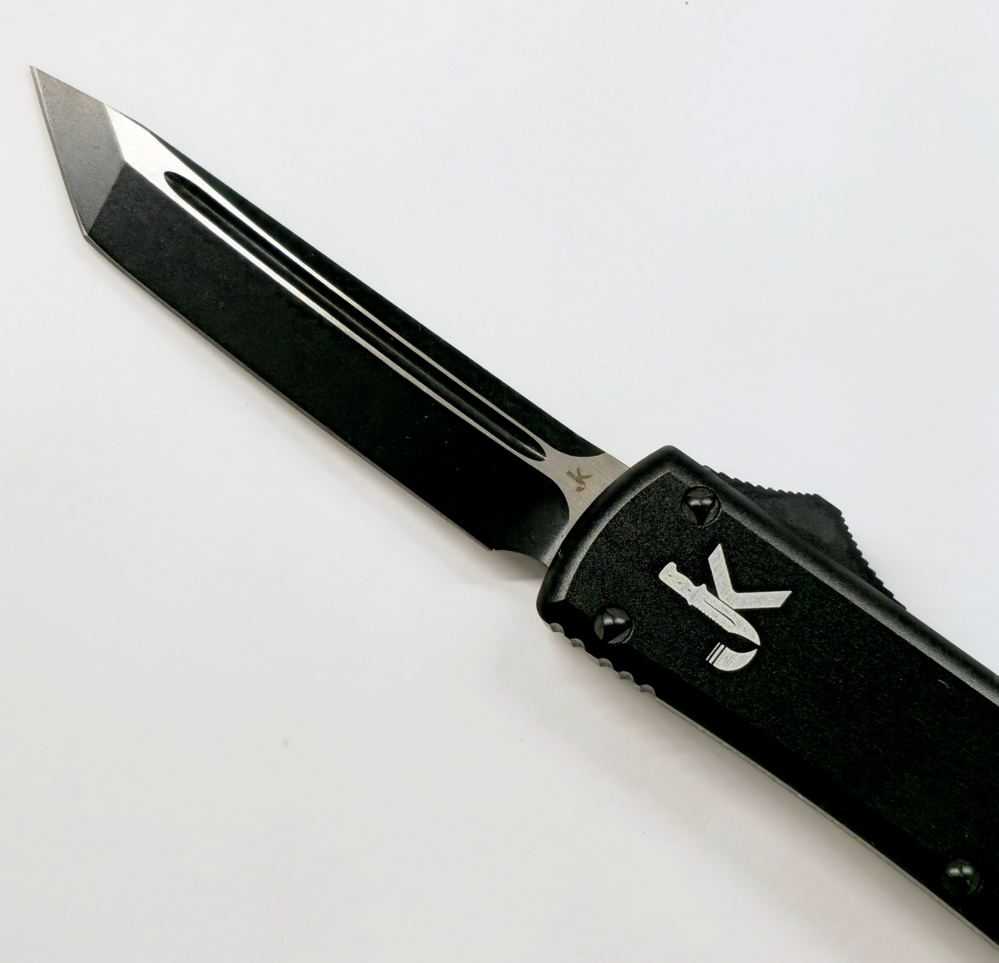 Black Mamba (OTF Knife)