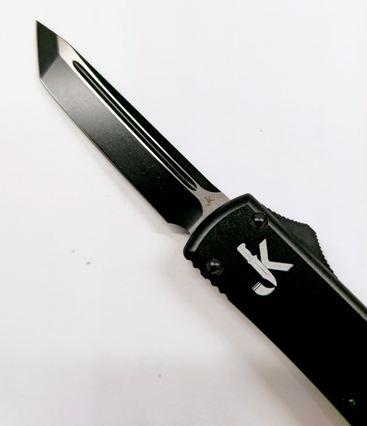 Black Mamba (OTF Knife)