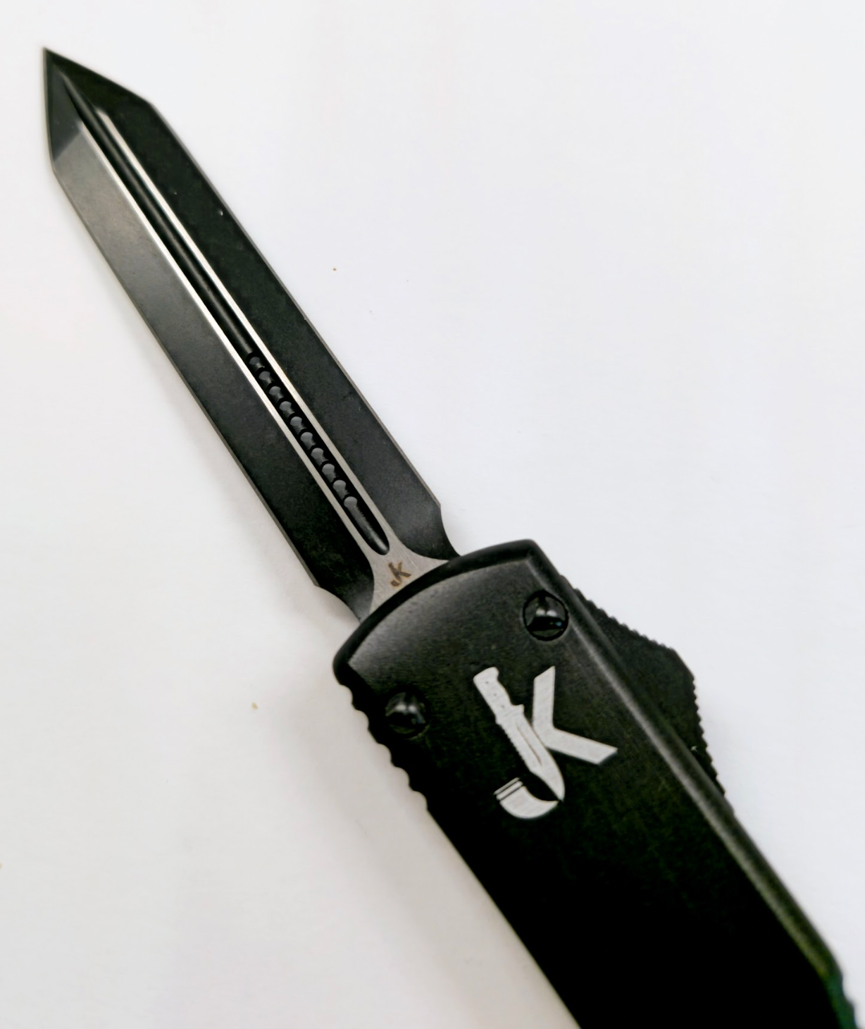 Black Mamba (OTF Knife)