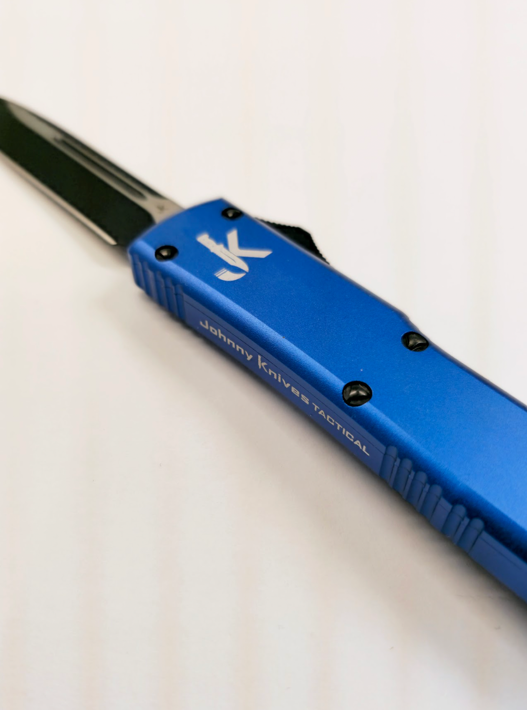 Blue Dart Frog (OTF Knife)