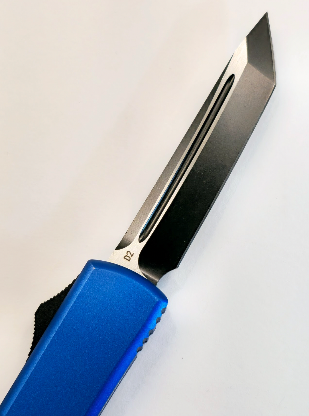 Blue Dart Frog (OTF Knife)