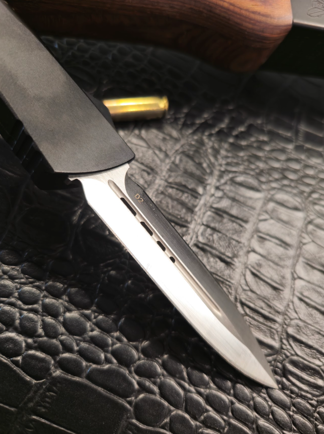 Megalodon (OTF Knife)