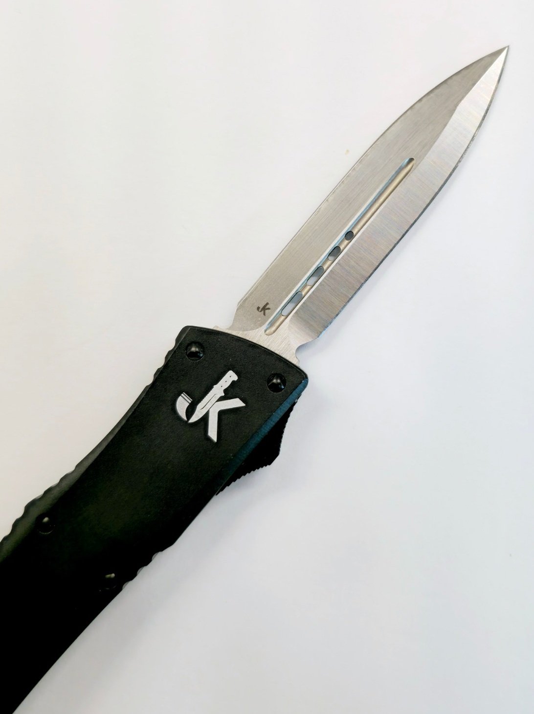 Megalodon (OTF Knife)