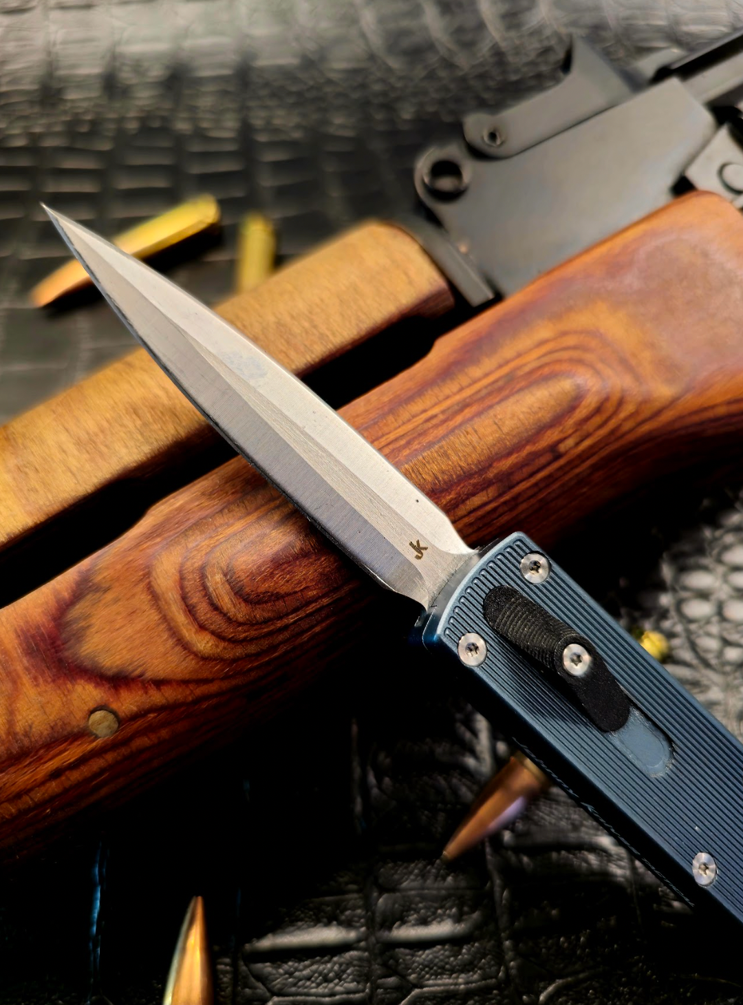 The Castellano (OTF Knife)