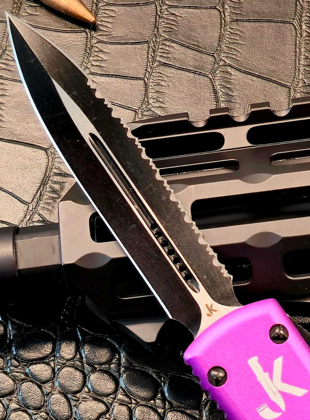 The Sea Wasp (OTF Knife)