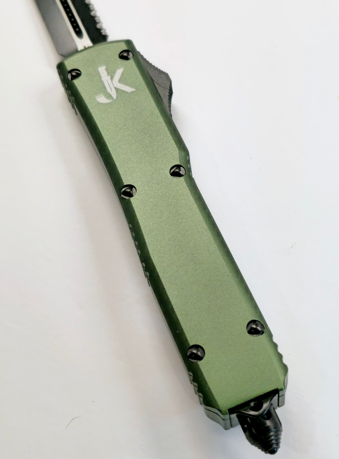 Green Mamba (OTF Knife)