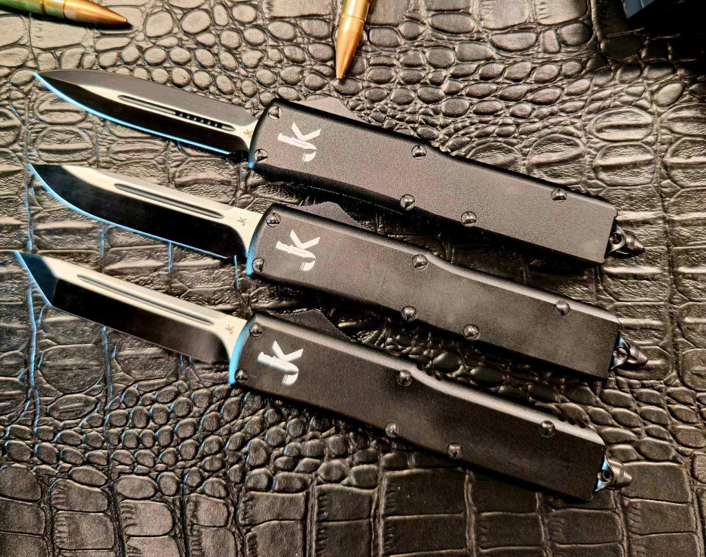 Blackout Cayman (OTF Knife)