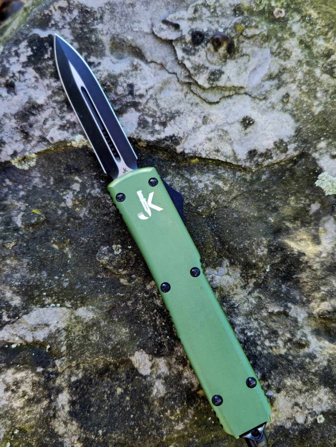Green Mamba (OTF Knife)