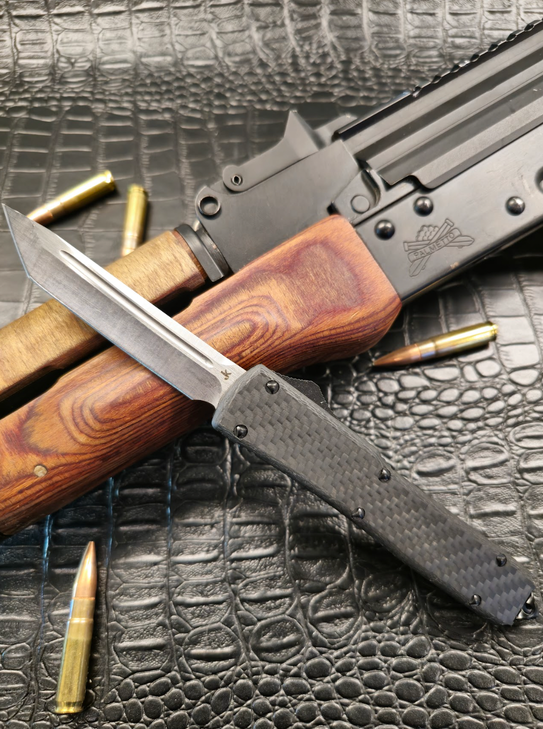 Arowana (OTF Knife)